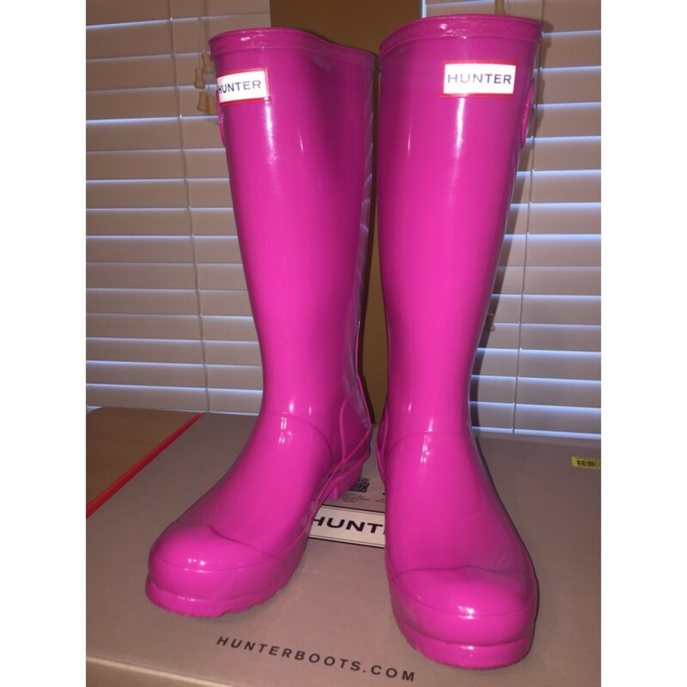 Hunter Pink Lipstick Original Gloss Rainboots